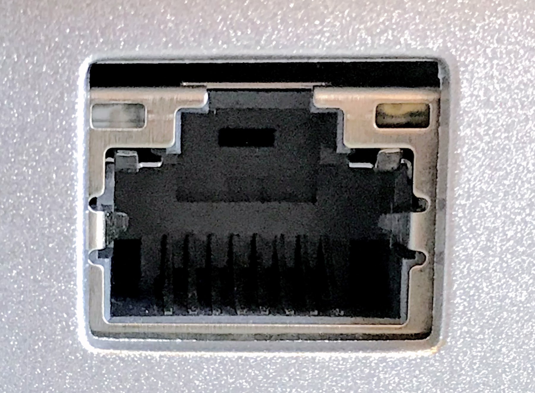 Cat5e socket